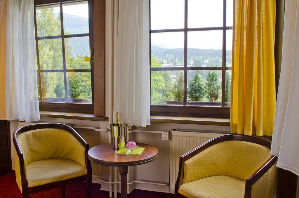 Hotel Start Spindleruv Mlyn Bagian luar foto